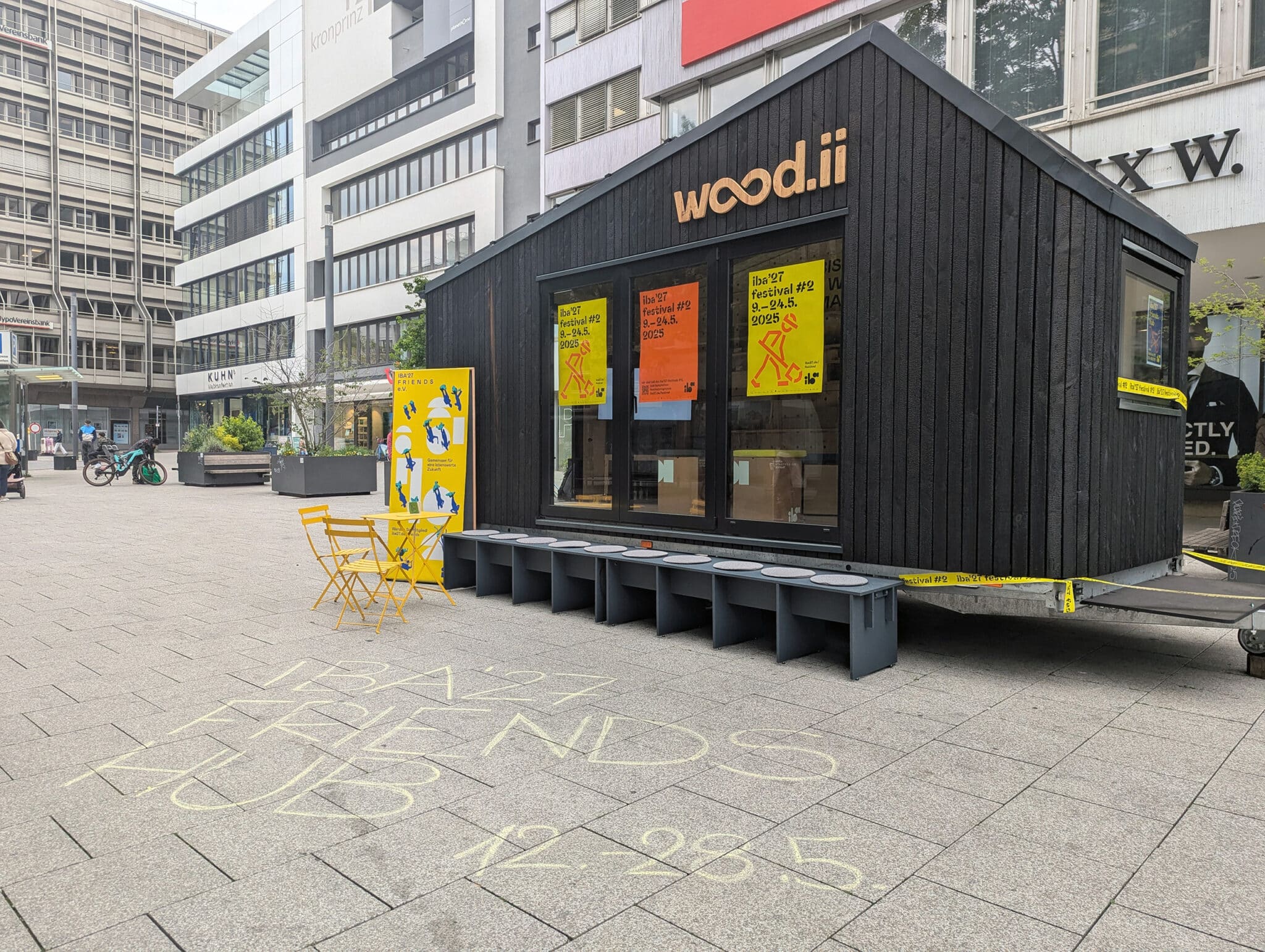 Friends Hub auf dem Kronprinzplatz in Stuttgart (Bild: IBA’27 / Hans-Peter Künkele)