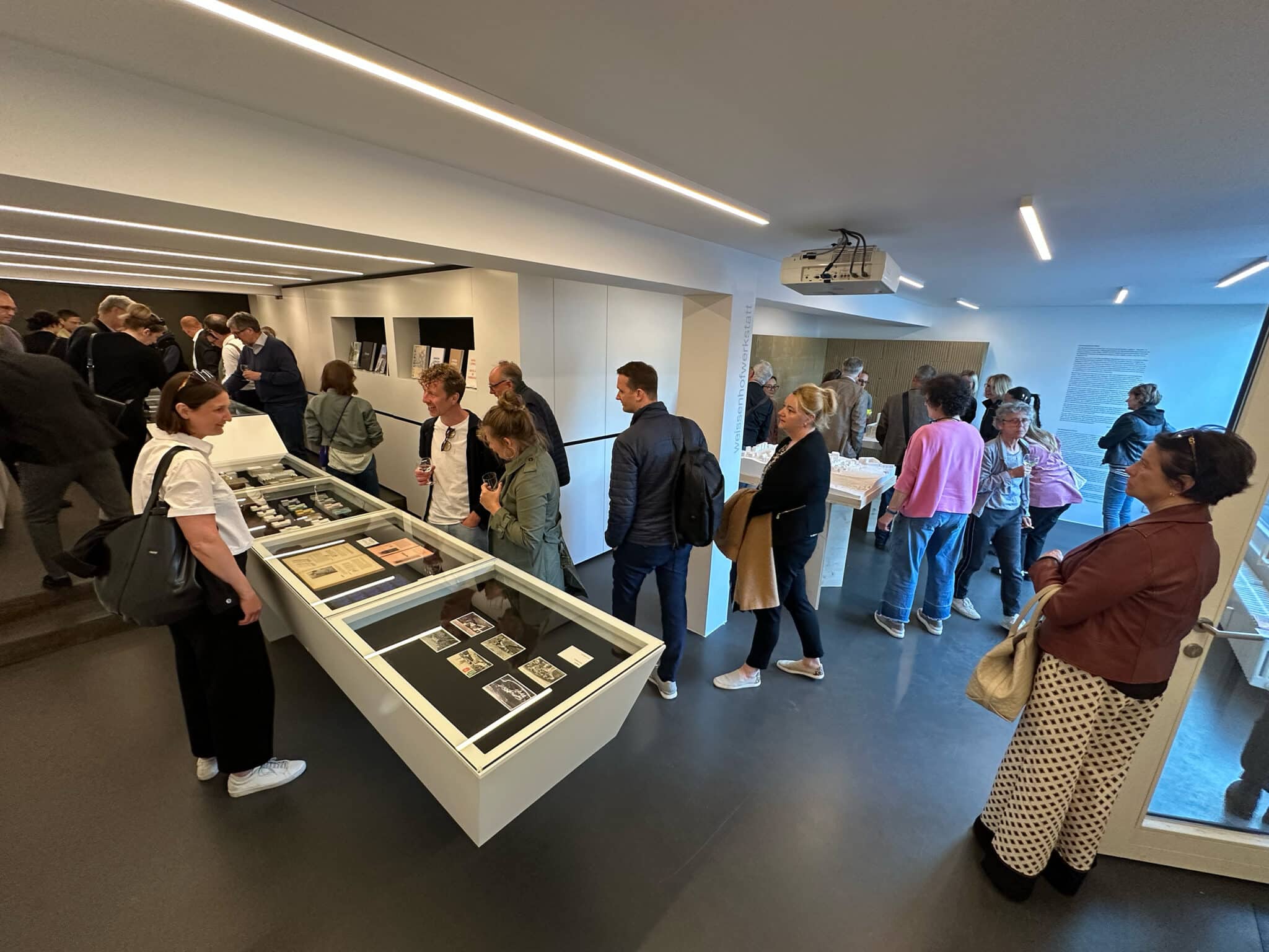 Blick in die Ausstellung » Barkow Leibinger: Weissenhof – in situ«